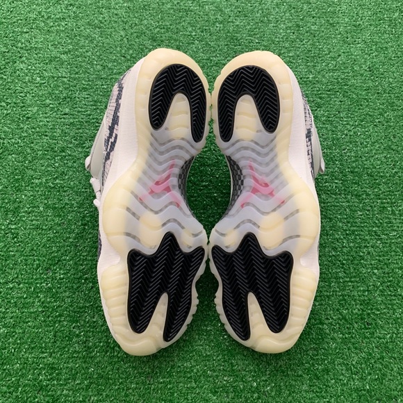 🦴*NEW* Air Jordan 11 Retro Low “Snake Light Bone” - Picture 8 of 11